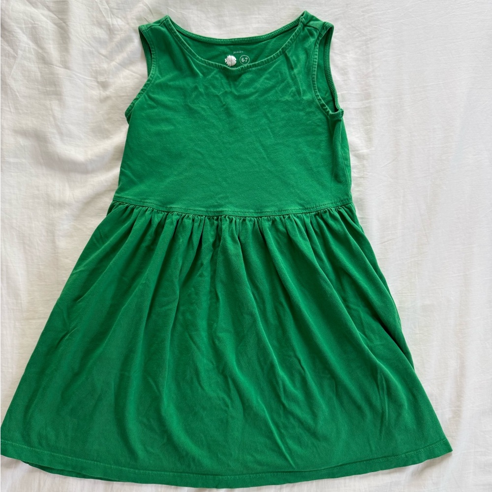 Primary recess dress in green size 6-7